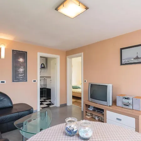 Appartement 2 Bedroom Gorgeous In Orebić