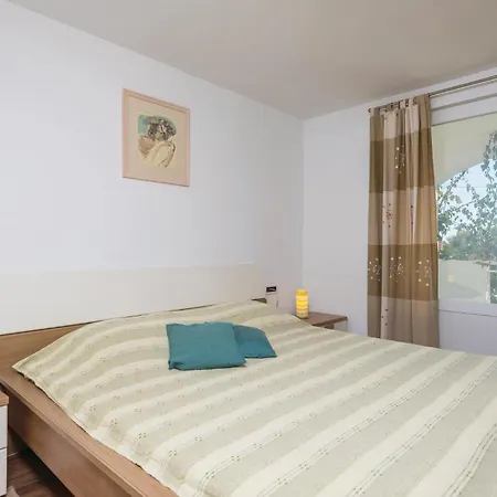 Appartement 2 Bedroom Gorgeous In Orebić