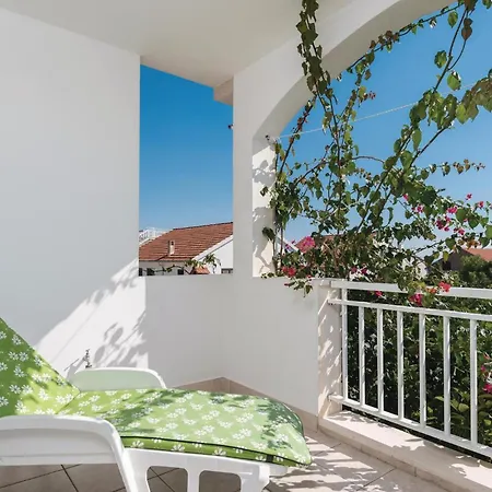 2 Bedroom Gorgeous Apartment In Orebic